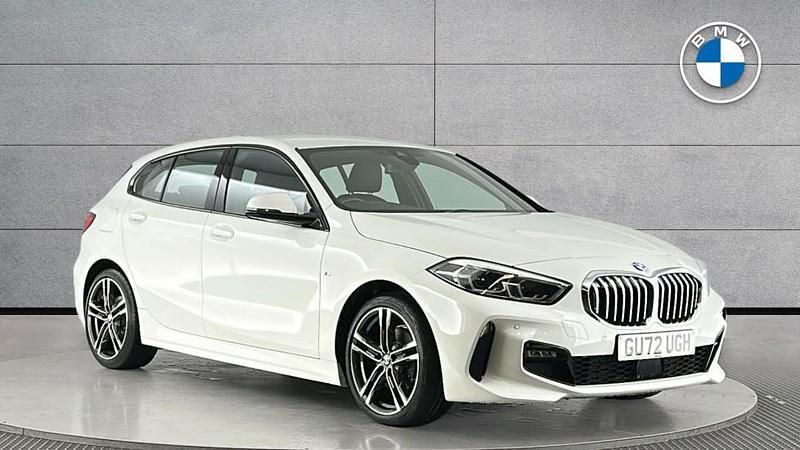 Used BMW 118 M Sport 134 HP (98 kW) 2022 White Hatchback