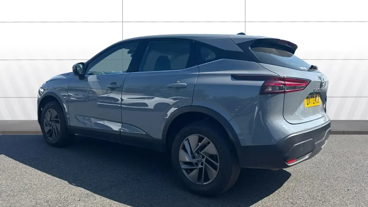 Used Nissan Qashqai Acenta Premium 158 HP (116 kW) 2023 Grey SUV