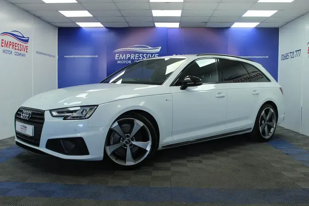 Used Audi A4 Black Edition 150 HP (110 kW) 2019 White Estate