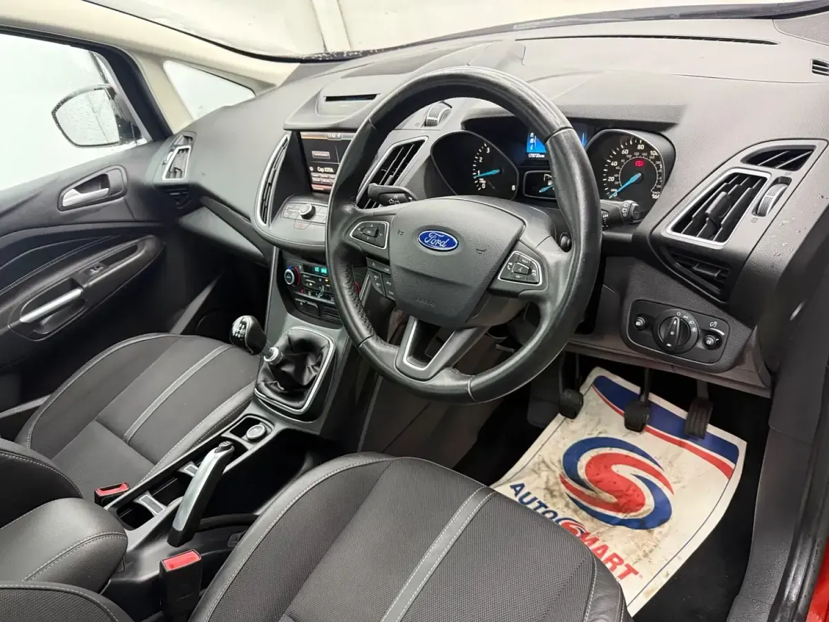 Used Ford C-MAX Titanium X 125 HP (91 kW) 2016 Red MPV