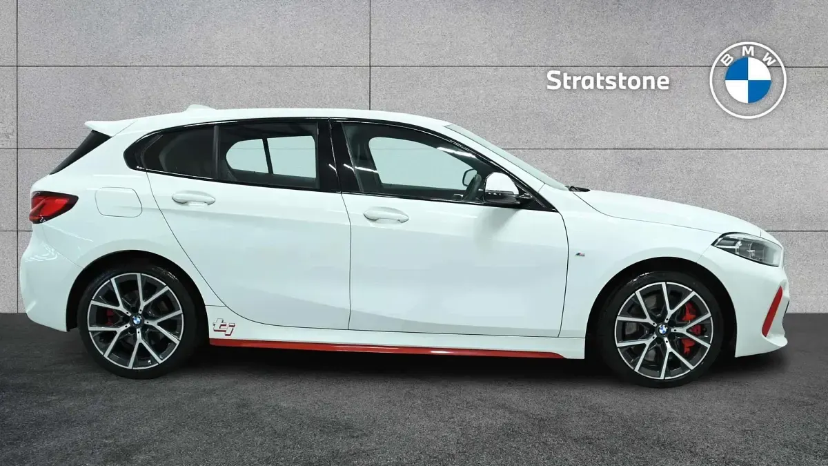 Used BMW 128 Shadowline 261 HP (191 kW) 2024 White Hatchback