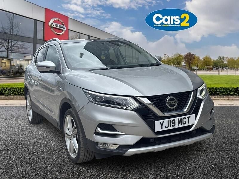 Silver Used 2019 Nissan Qashqai N-Motion SUV | £12,280 (Fair price) - Image 1/4