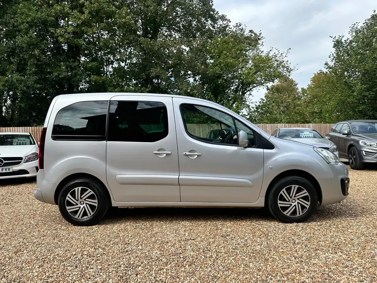 Used Peugeot Partner Tepee Active 2018 Silver MPV