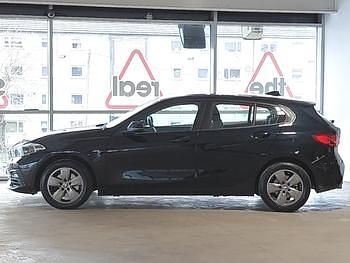 Used BMW 118 Comfort Edition 140 HP (102 kW) 2020 Black Hatchback