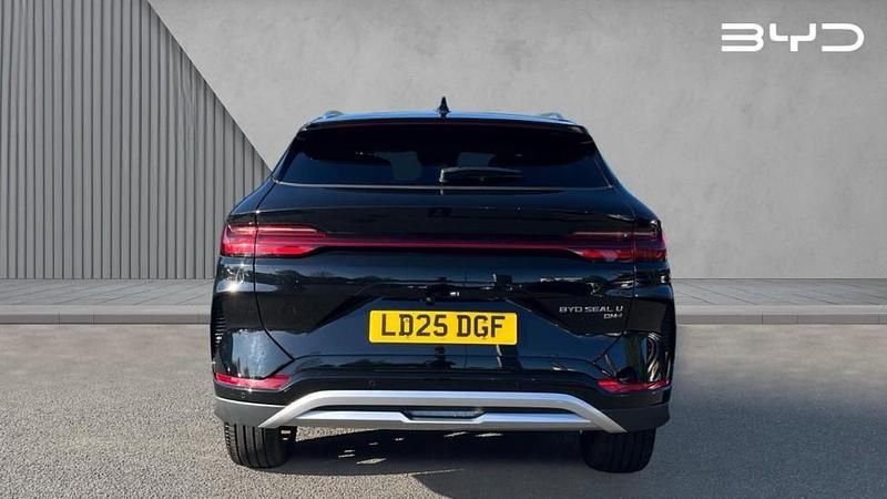 Used BYD Seal U Comfort 218 HP (160 kW) 2025 Black SUV