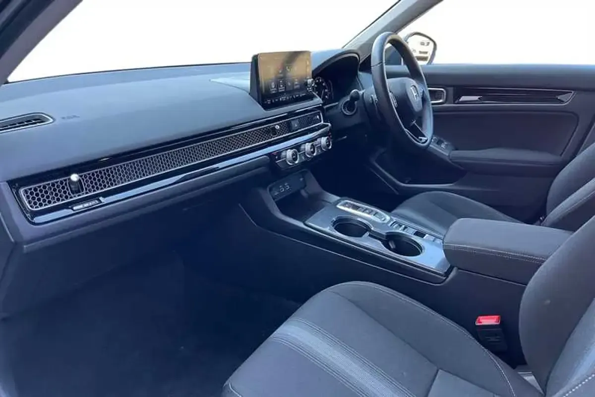 Used Honda Civic Elegance 143 HP (105 kW) 2025 Black