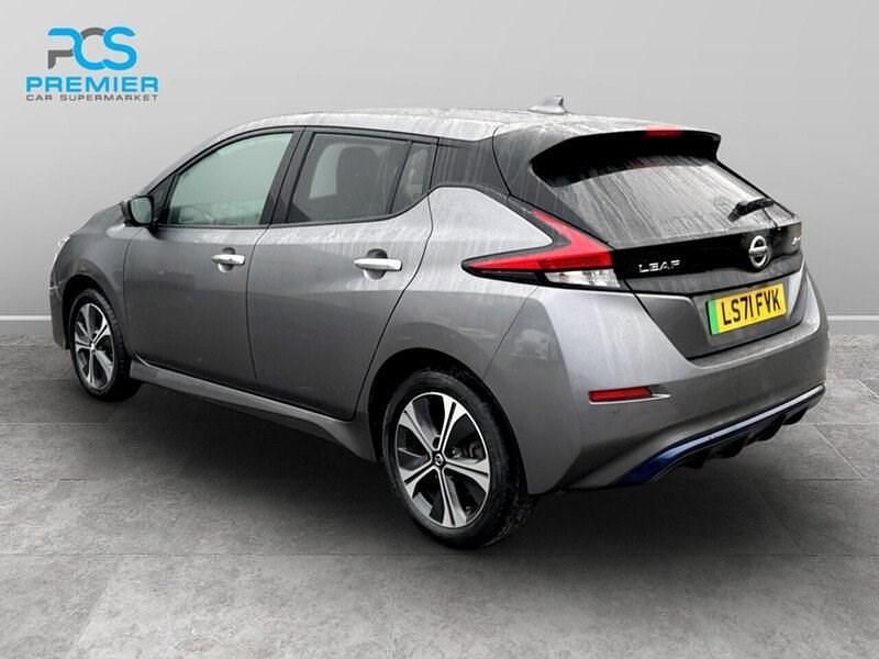 Used Nissan Leaf Tekna 160 kW (218 HP) 2021 Grey Hatchback