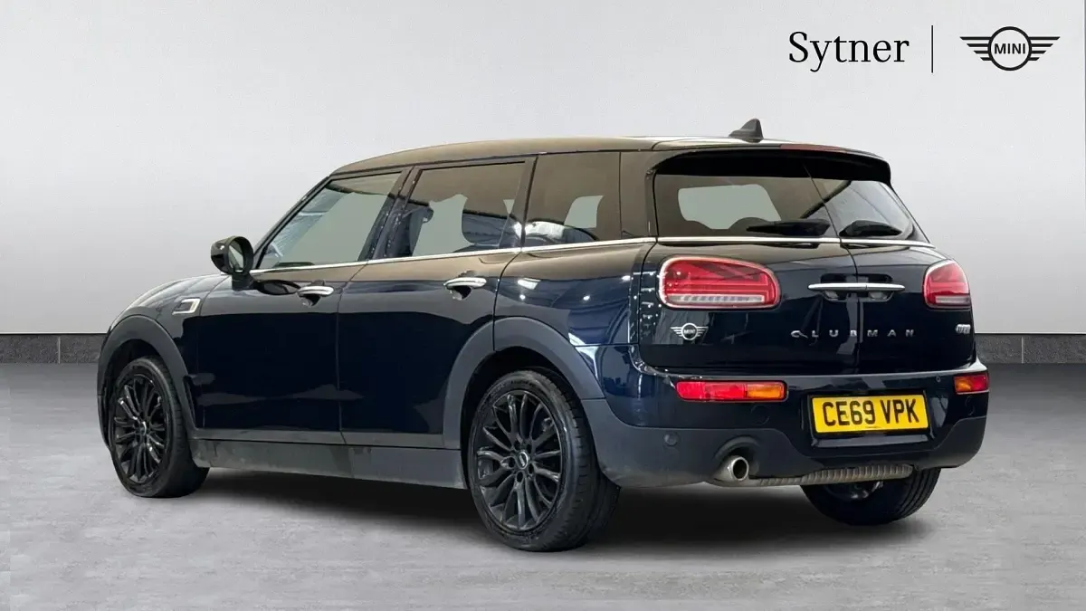Used Mini Cooper Clubman Classic 134 HP (98 kW) 2020 Black Estate