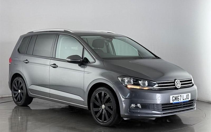 Used VW Touran SE 150 HP (110 kW) 2017 Grey MPV