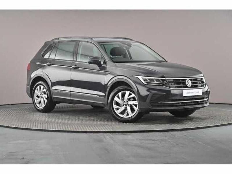Used 2023 VW Tiguan SUV | £22,125 (Super price) - Image 1/4