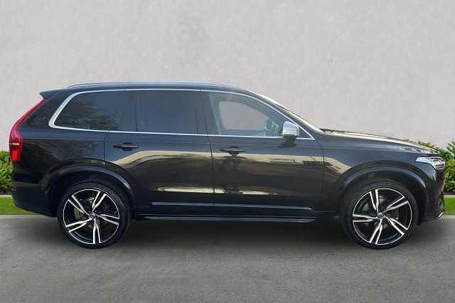 Used Volvo XC90 R-Design 235 HP (172 kW) 2018 SUV