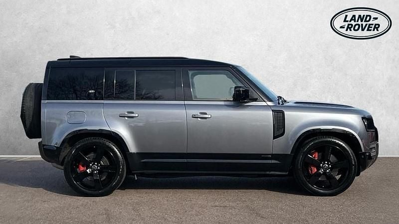 Used Land Rover Defender 296 HP (217 kW) 2023 Grey SUV