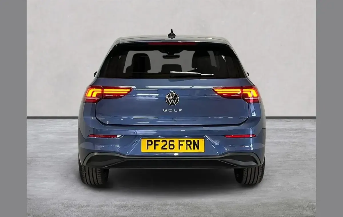 New VW Golf VIII Match 116 HP (85 kW) 2026 Blue Hatchback