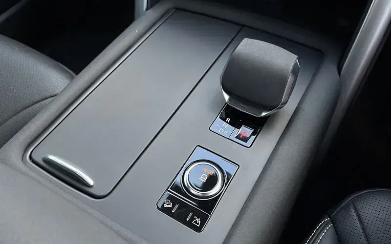 Used Land Rover Discovery HSE Dynamic 349 HP (256 kW) 2024 Blue SUV