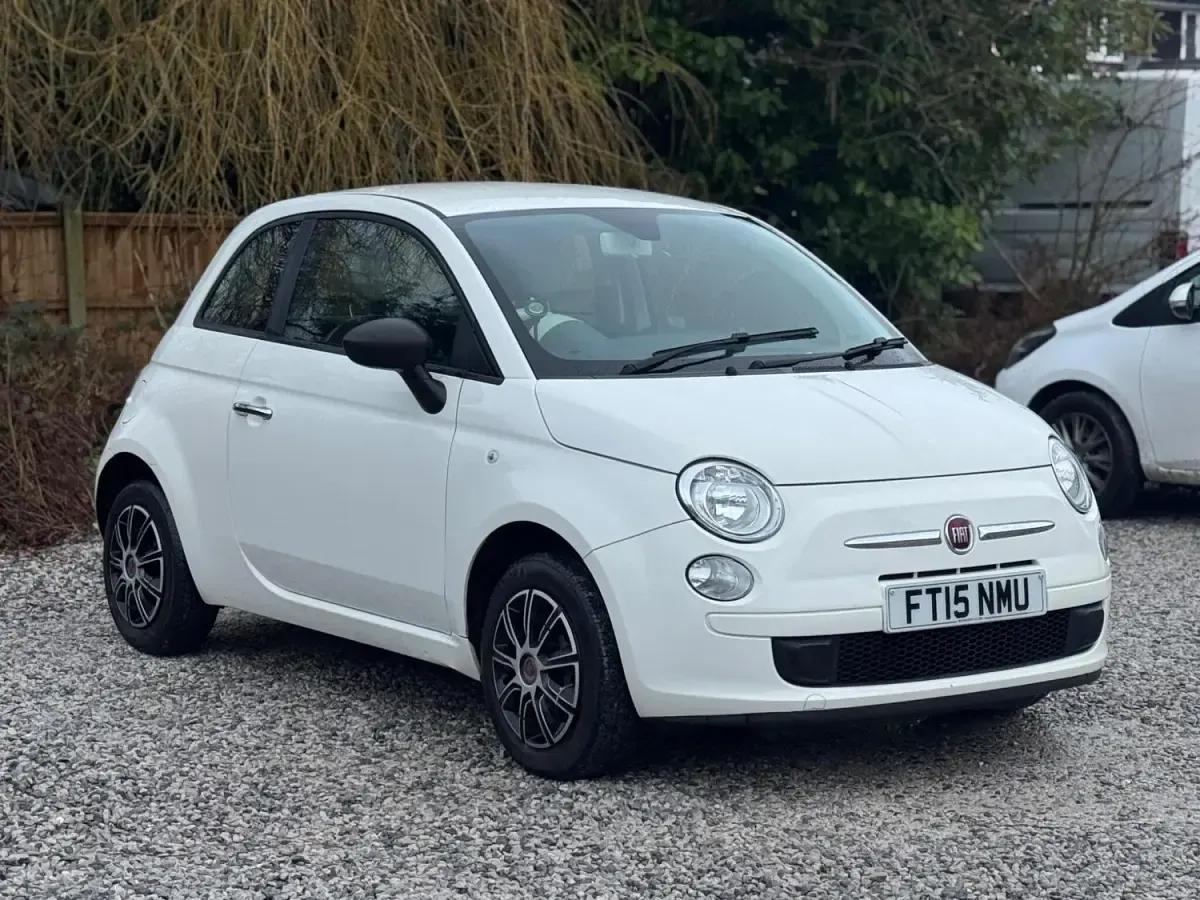 Używany Fiat 500 Pop 69 KM (50 kW) 2015 Biały Hatchback