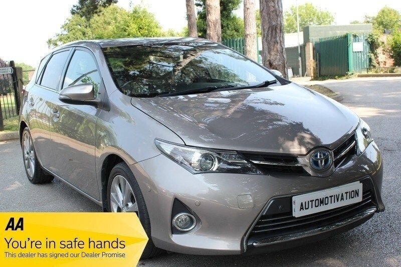 Bronze Used 2014 Toyota Auris Hybrid Hatchback | £5,995 (Super price) - Image 1/4