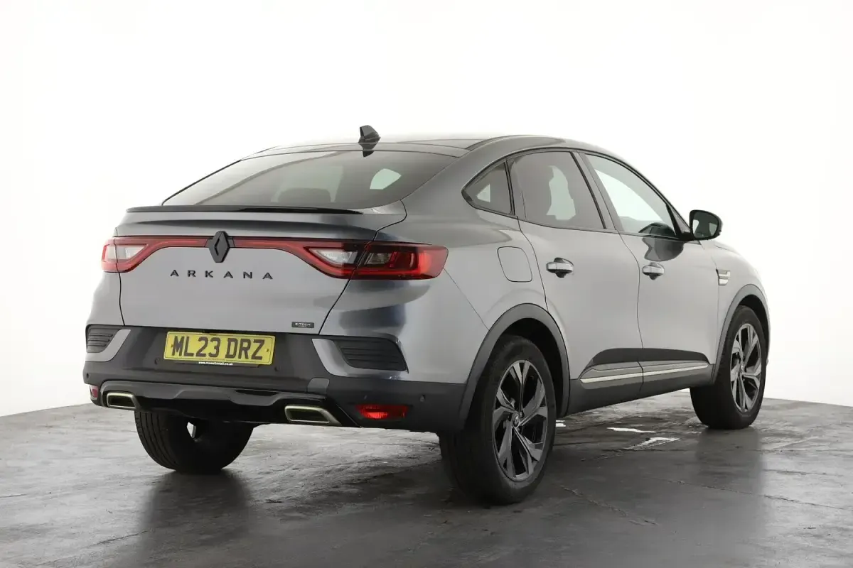Used Renault Arkana Engineered 142 HP (104 kW) 2023 Grey  SUV