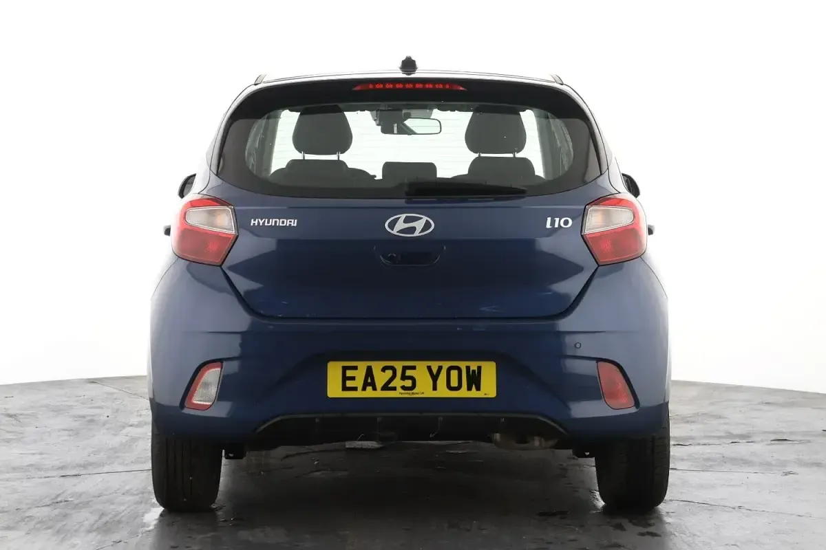 Used Hyundai i10 Advanced 2025 Blue Hatchback