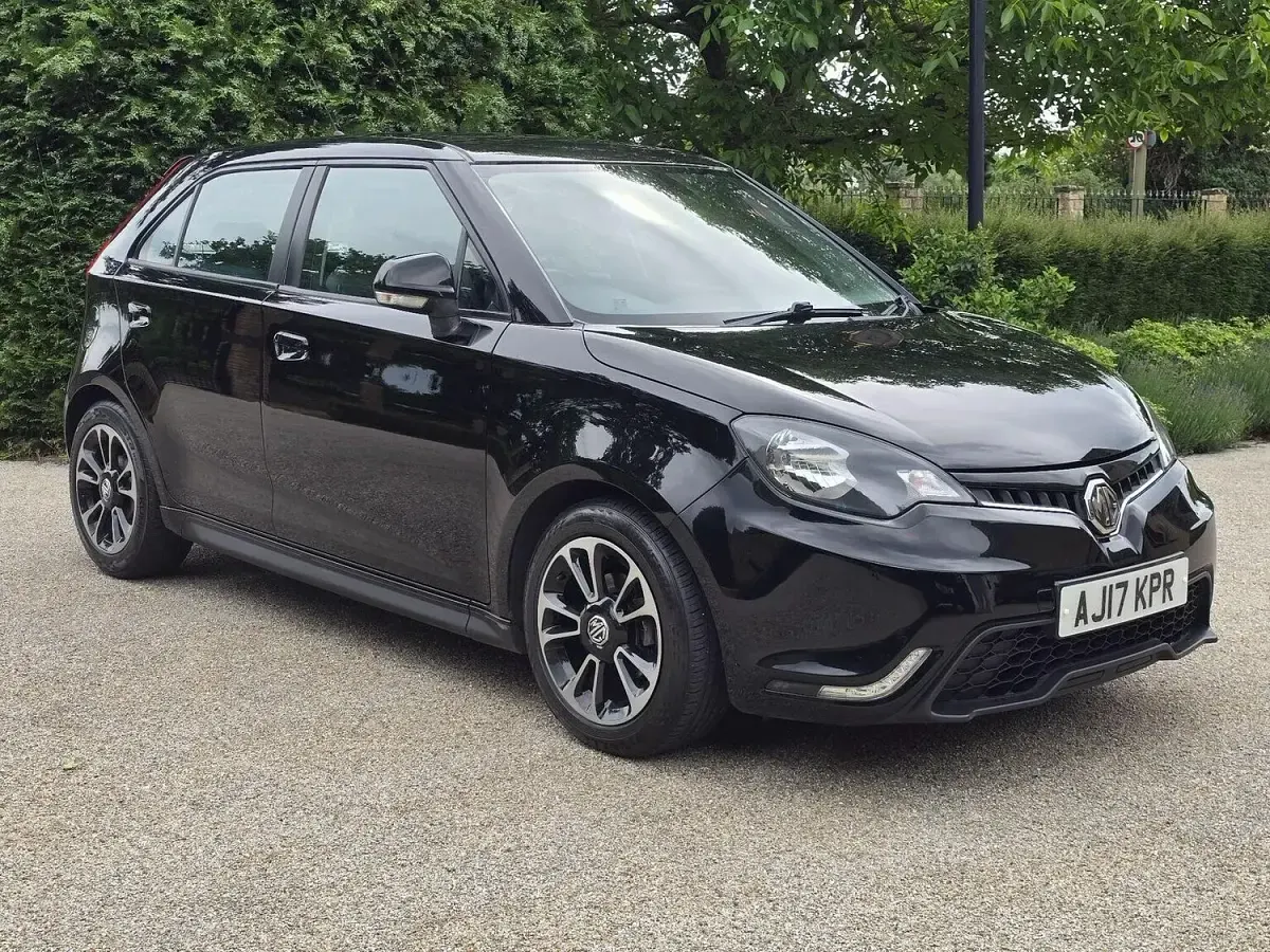 Used MG MG3 106 HP (77 kW) 2017 Black Hatchback