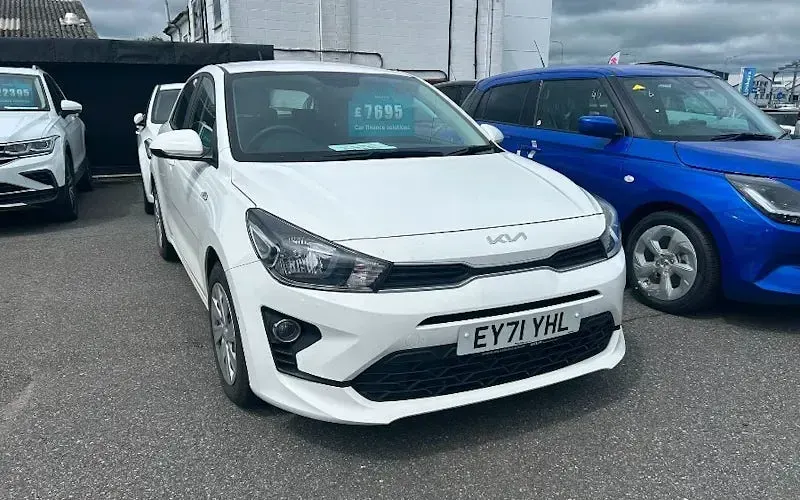 Used Kia Rio 84 HP (61 kW) 2021 Hatchback