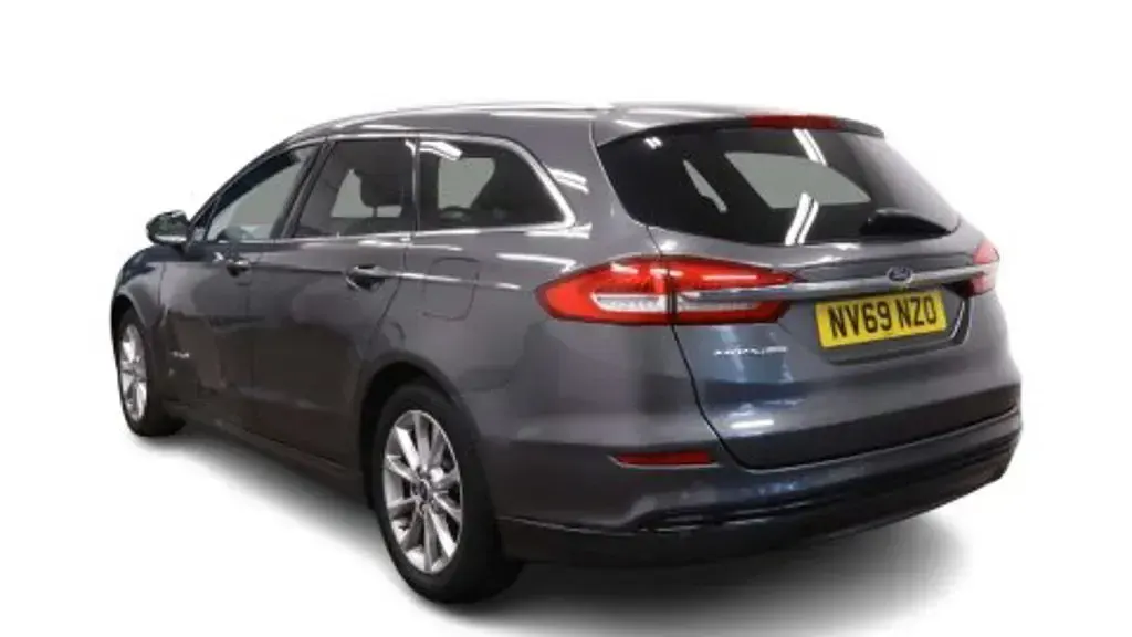 Used Ford Mondeo Titanium 187 HP (137 kW) 2020 Grey Estate
