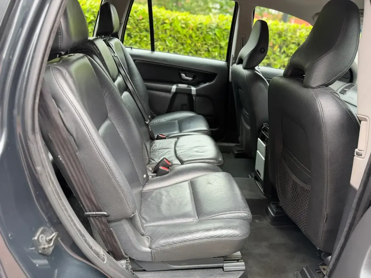 Used Volvo XC90 SE 200 HP (147 kW) 2013 Grey SUV