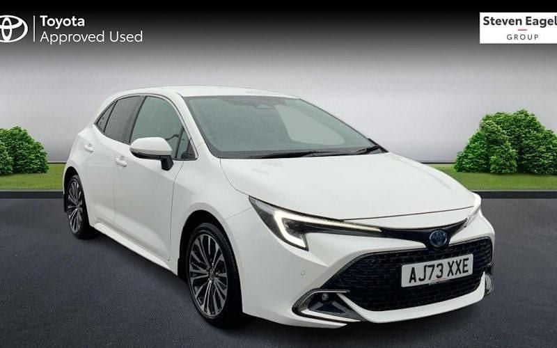 Used Toyota Corolla Design 196 HP (144 kW) 2025 Hatchback