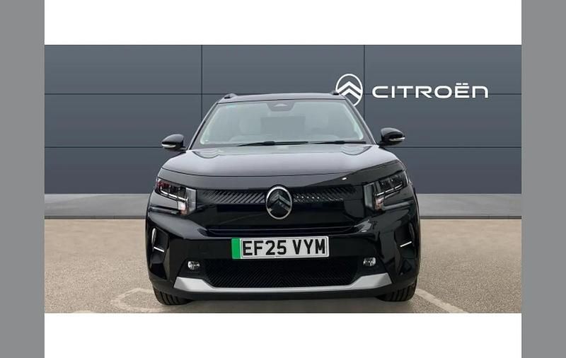 Used Citroën e-C3 83 kW (113 HP) 2025 Black Hatchback