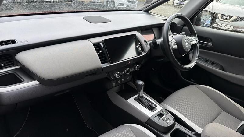 Used Honda Jazz Hybrid 109 HP (80 kW) 2022 Red Hatchback