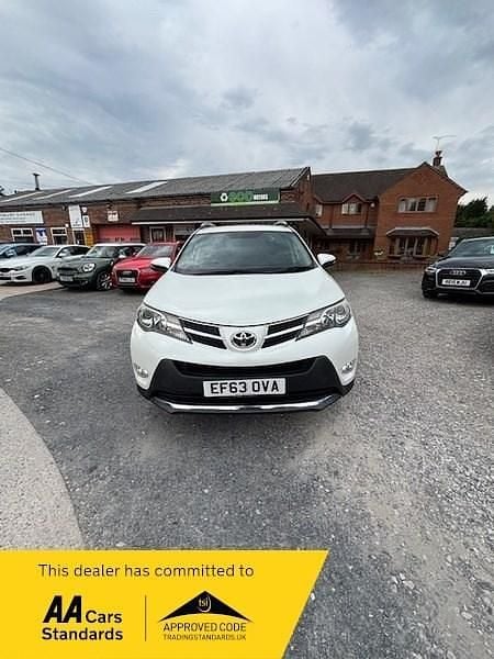 White Used 2014 Toyota RAV4 SUV | £8,799 (Fair price) - Image 1/4