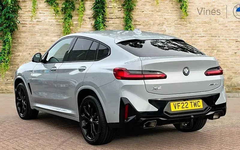 Used BMW X4 M Sport 190 HP (139 kW) 2025 SUV