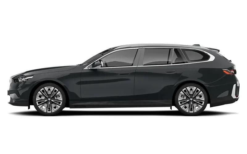 New 2025 BMW 520 M Sport Estate | £51,203 (Good price) - Image 1/1