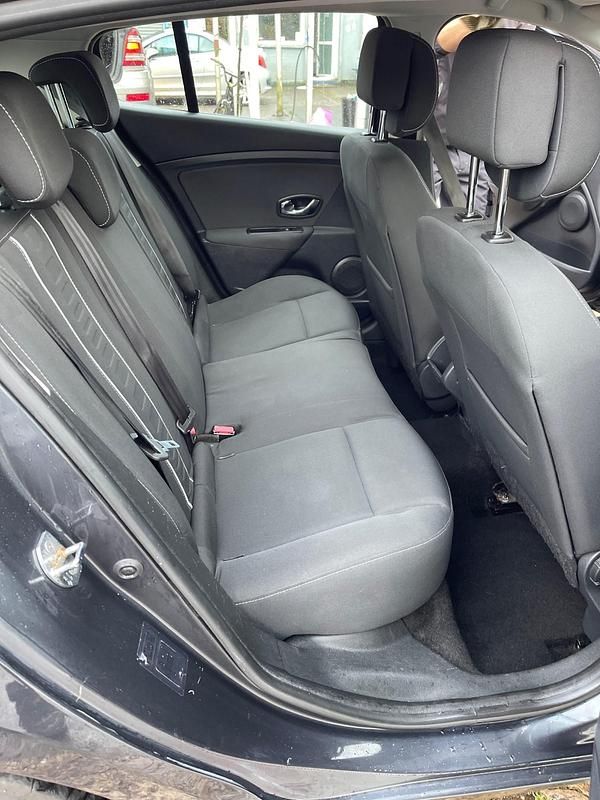 Used Renault Mégane III Dynamique 2013 Grey Hatchback