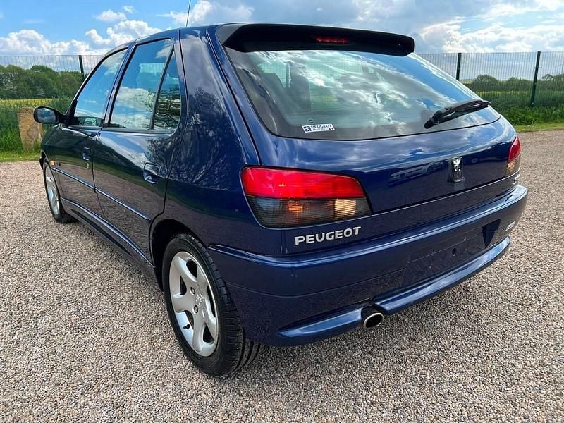 Used Peugeot 306 2000 Blue Sedan