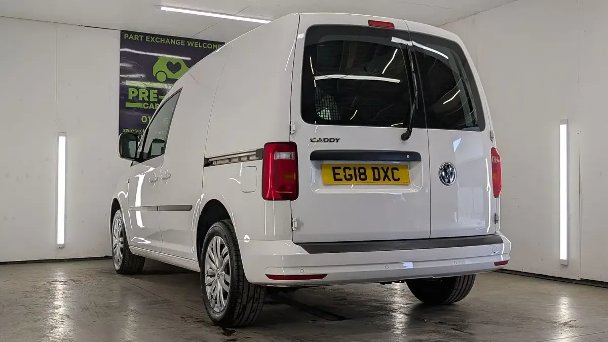 Used VW Caddy Trendline 125 HP (91 kW) 2018 White MPV