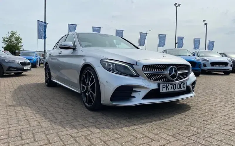 Used Mercedes C220 AMG Line Premium 194 HP (142 kW) 2019 Silver Sedan