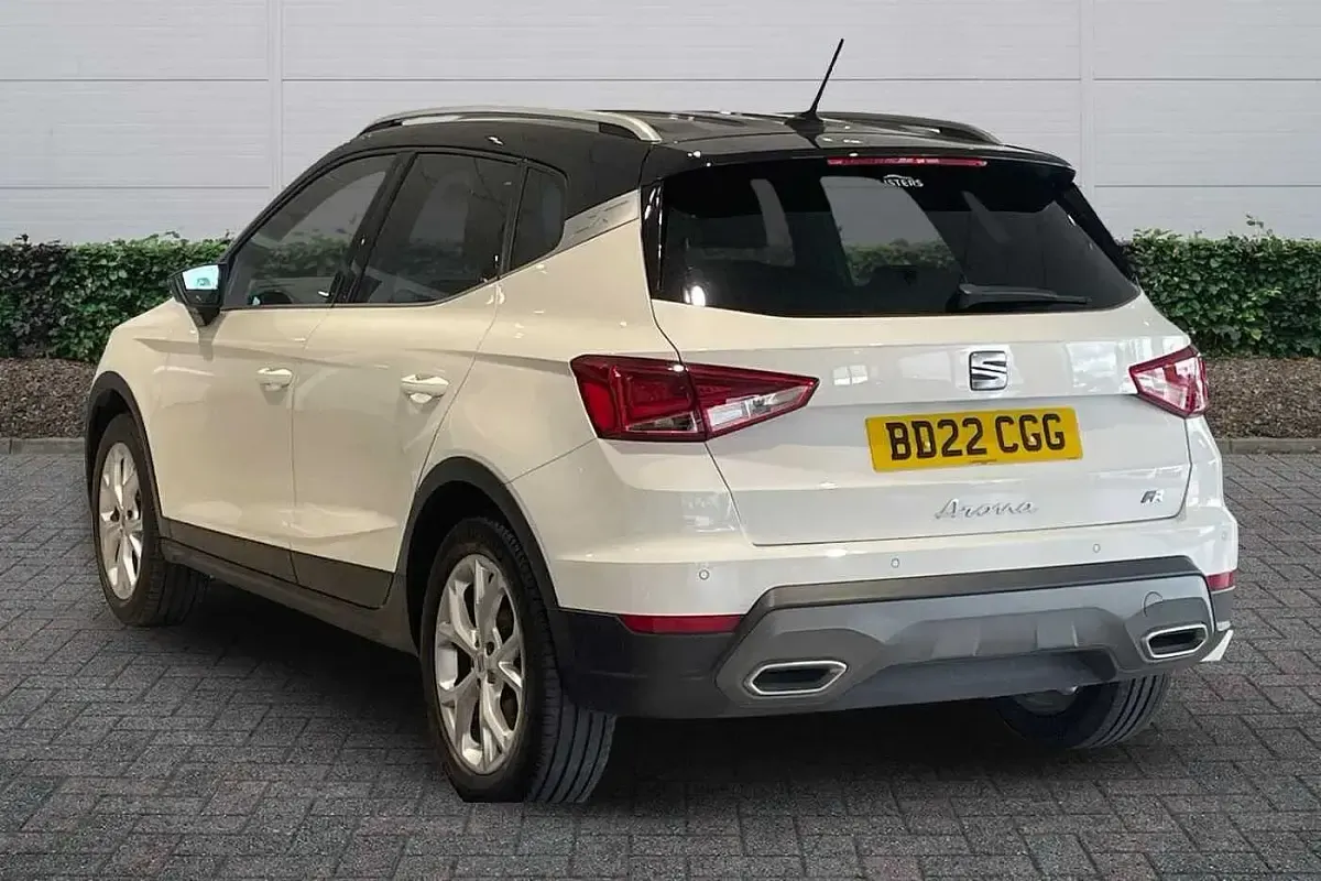 Used Seat Arona FR 2022 White SUV
