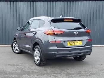 Used Hyundai Tucson SE 132 HP (97 kW) 2019 Grey SUV