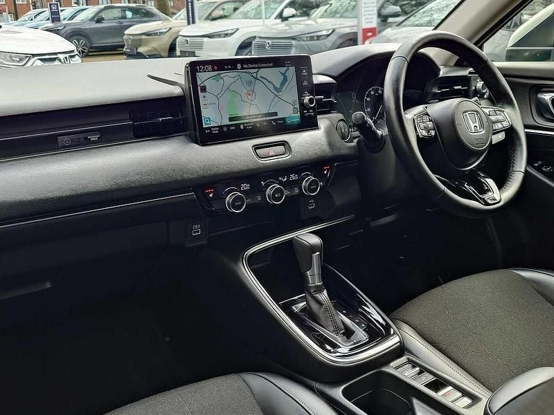 Used Honda HR-V Advance 131 HP (96 kW) 2022 White SUV