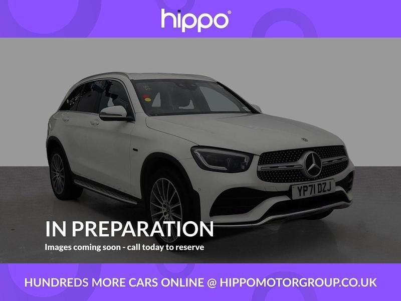 White Used 2021 Mercedes E300 AMG Line Premium Estate | £26,955 (Good price) - Image 1/4