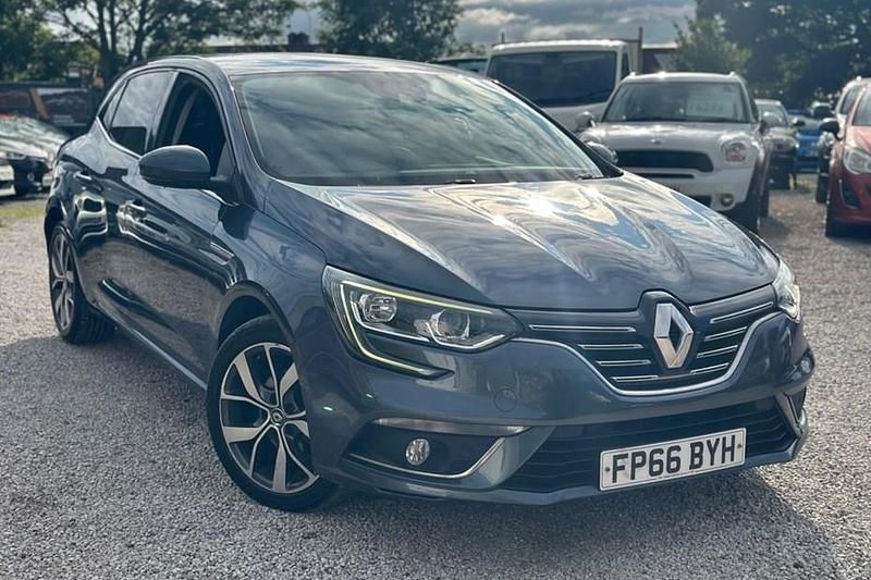 Grey Used 2016 Renault Mégane III Dynamique Hatchback | £5,995 (Fair price) - Image 1/1