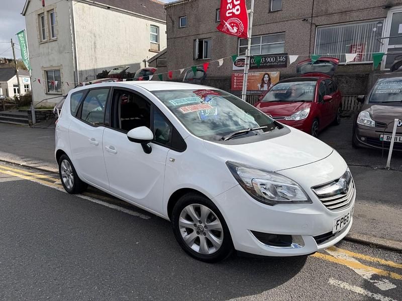 Używany Vauxhall Meriva 2016 Biały Minivan