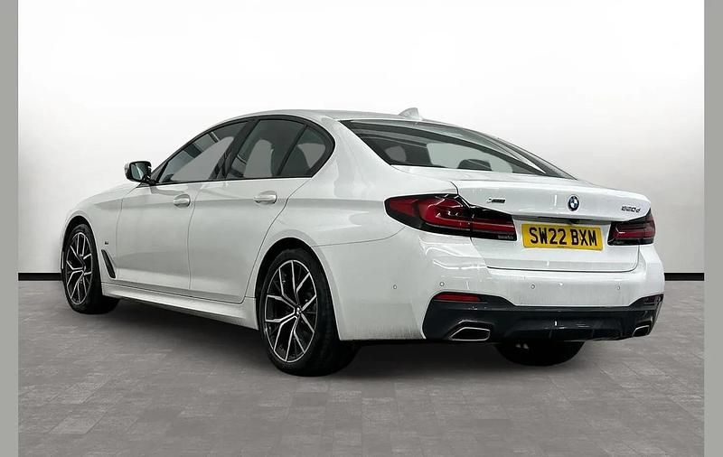 Used BMW 520 M Sport 187 HP (137 kW) 2022 White Sedan