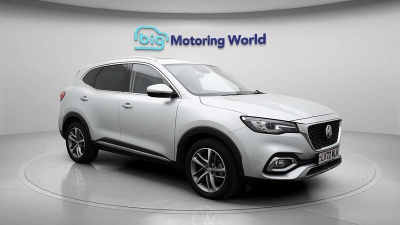 Silver Used 2022 MG HS Exclusive SUV | £16,275 (Fair price) - Image 1/4
