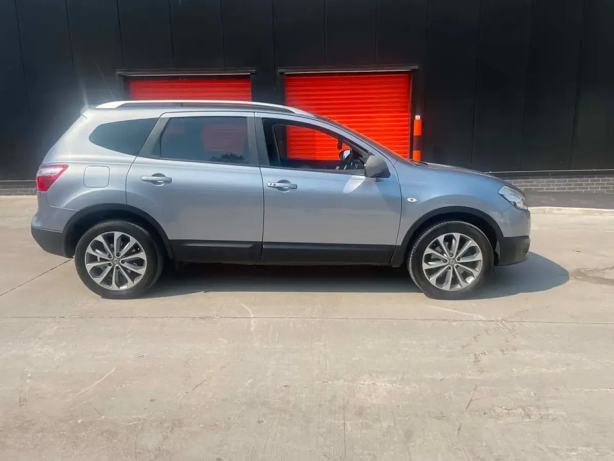 Used Nissan Qashqai +2 Tekna 2012 Grey SUV
