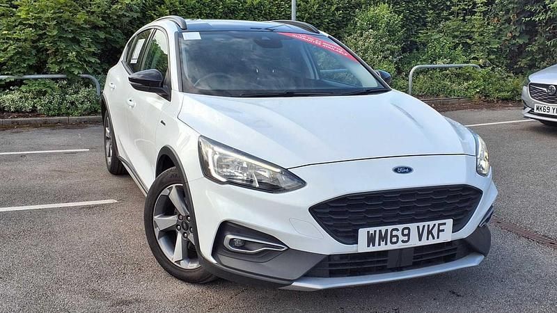 White Used 2020 Ford Focus Active Hatchback | £10,140 (Super price) - Image 1/4