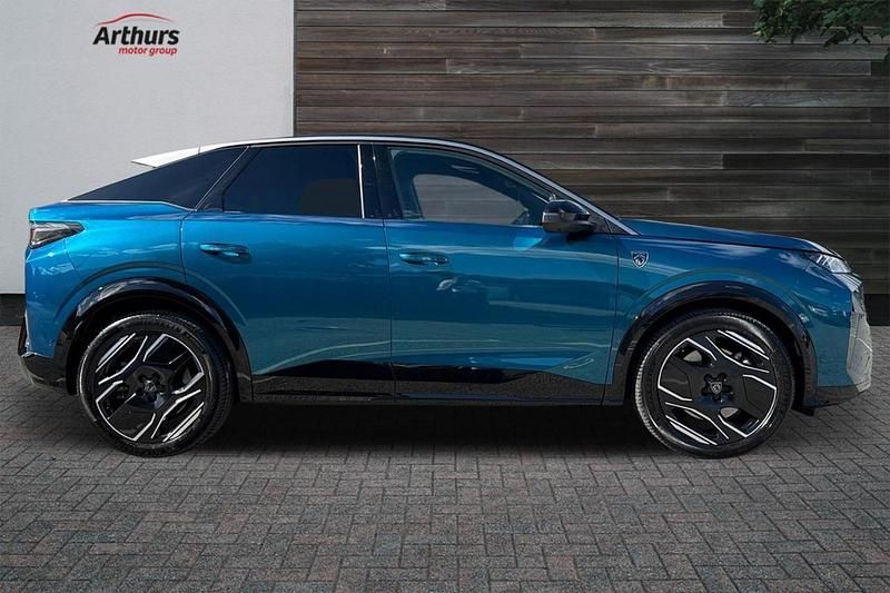 Blue Used 2024 Peugeot e-3008 GT SUV | £36,950 - Image 1/4
