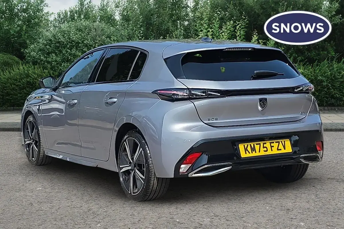 Used Peugeot 308 GT 131 HP (96 kW) 2025 Cumulus grey