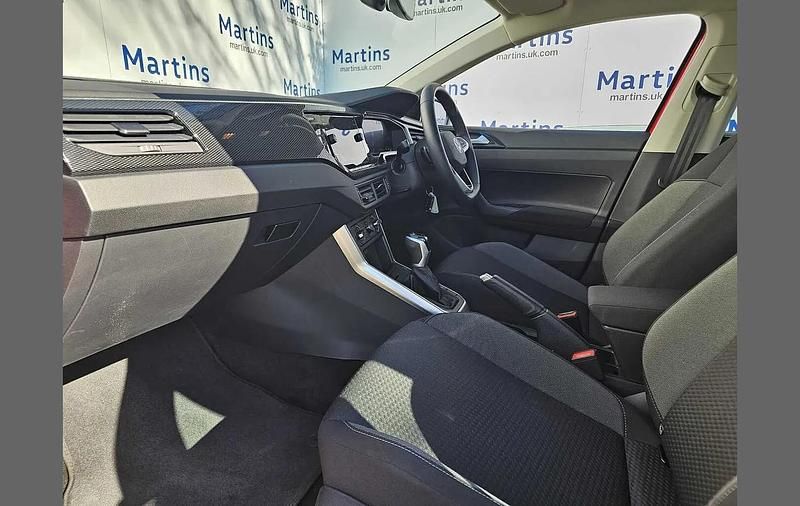 Used VW Polo Life 95 HP (69 kW) 2023 Red Hatchback