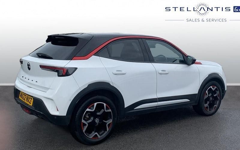 Second-hand Vauxhall Mokka SRi 101 CP (74 kW) 2022 Alb SUV